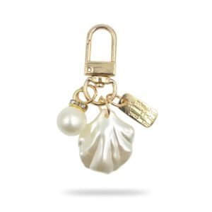 Wavy Shell & Pearl Drop Keychain